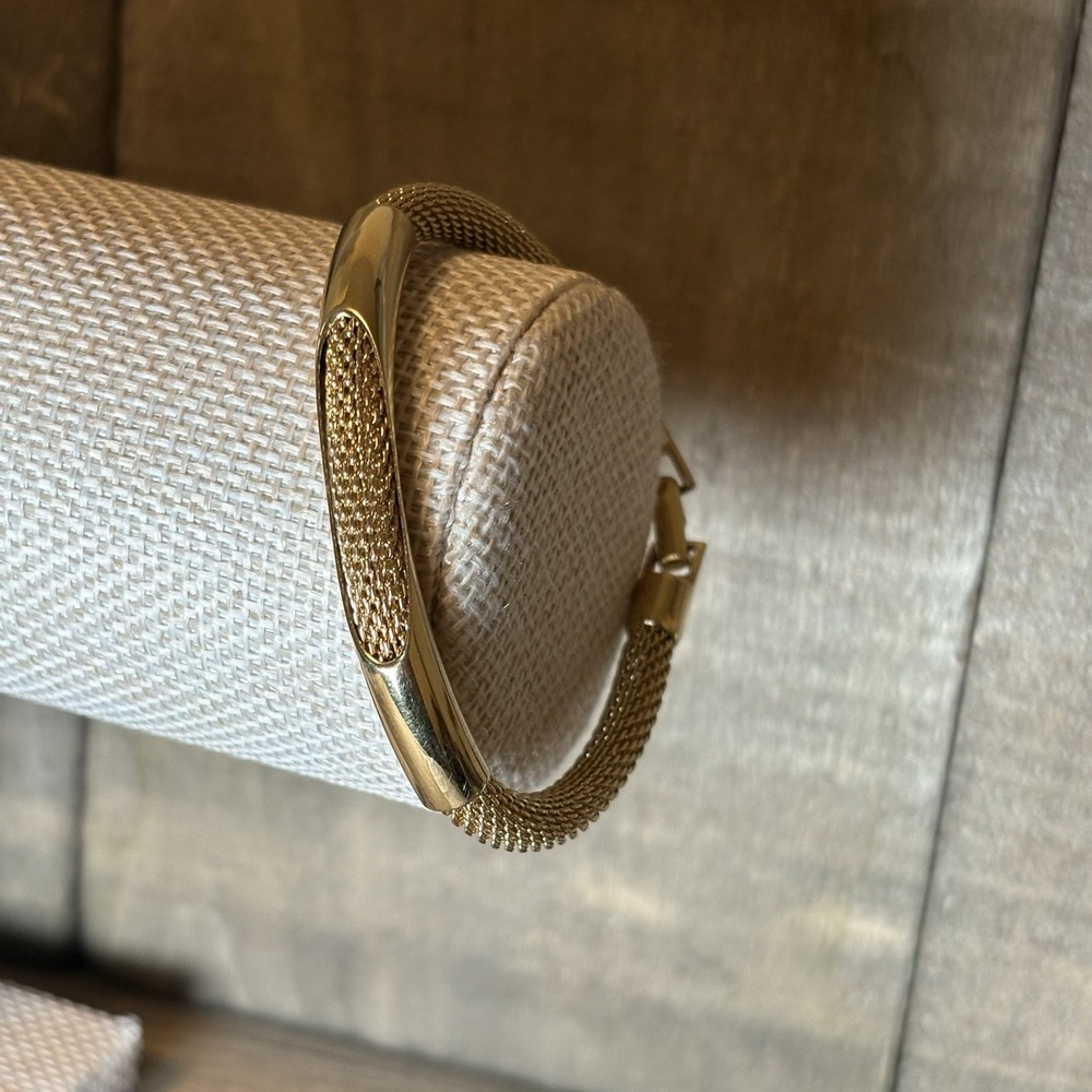 Vintage Avon Mesh Chain Tubular Bracelet Gold Tone Metal Mid-Century Fold Over